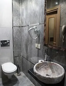 3* Otel Business